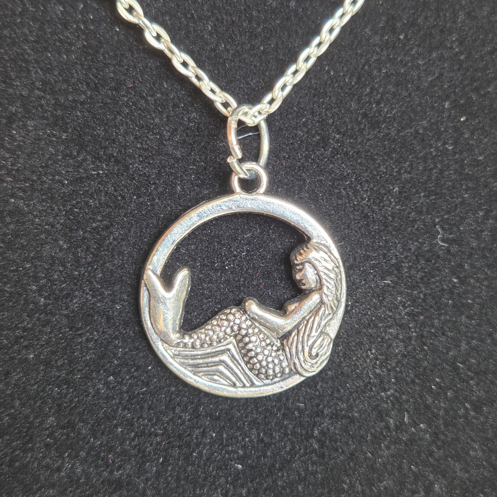Mermaid Pendant Necklace Round Charm Chain Silver Tone Ocean Boho - Picture 2 of 5